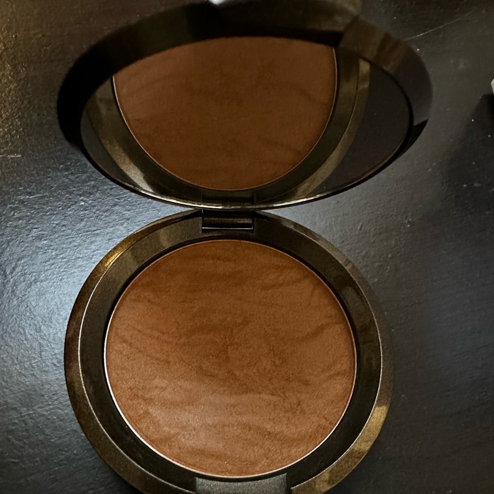 Becca Cosmetics Sunlit Bronzer